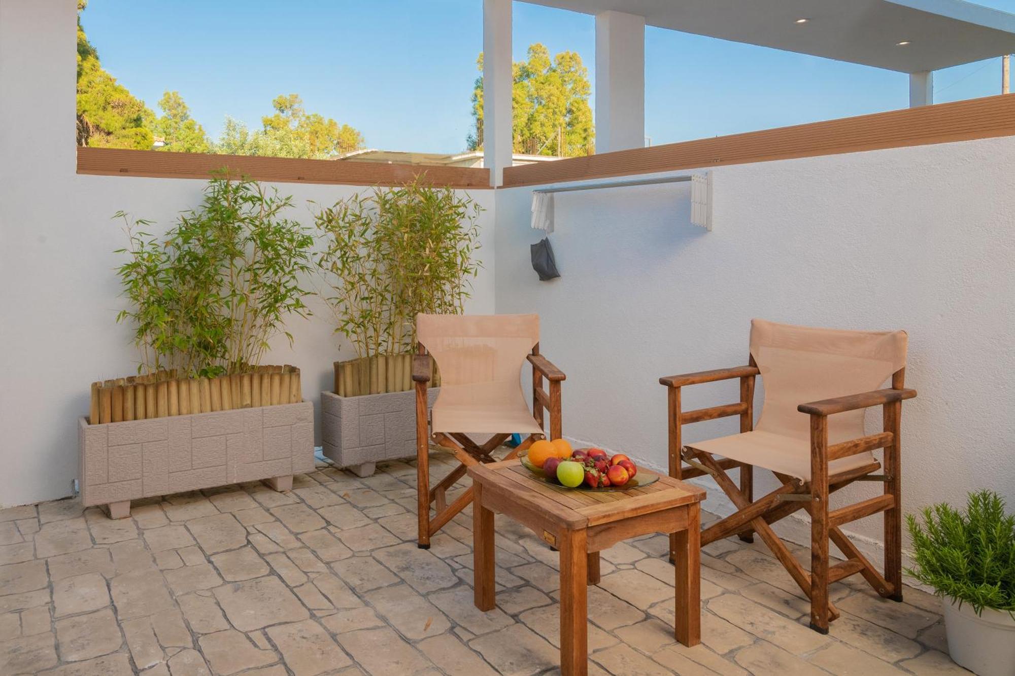 Suncourt Lux Rooms لاغاناس الغرفة الصورة